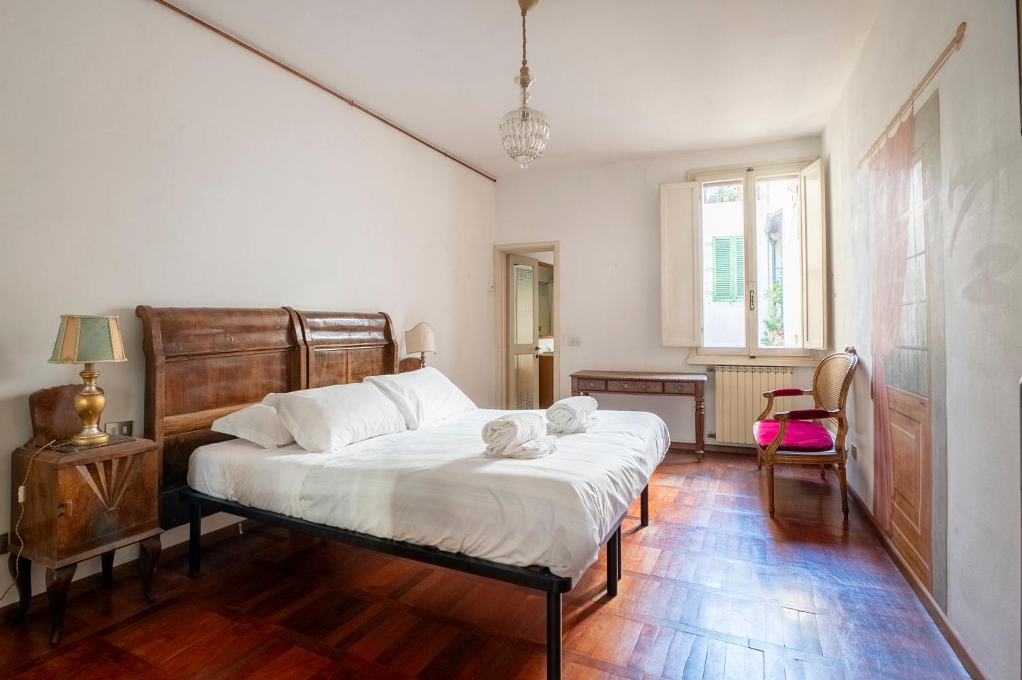 Caravaggio- Con Bagno Privato In Condiviso Oltrarno Gasthof Florenz