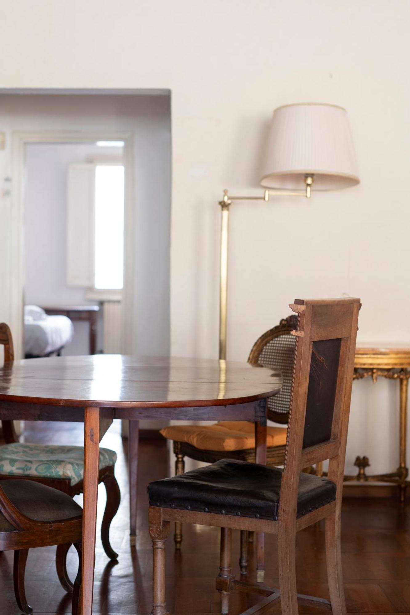 Caravaggio- Con Bagno Privato In Condiviso Oltrarno Maison d'hôtes *