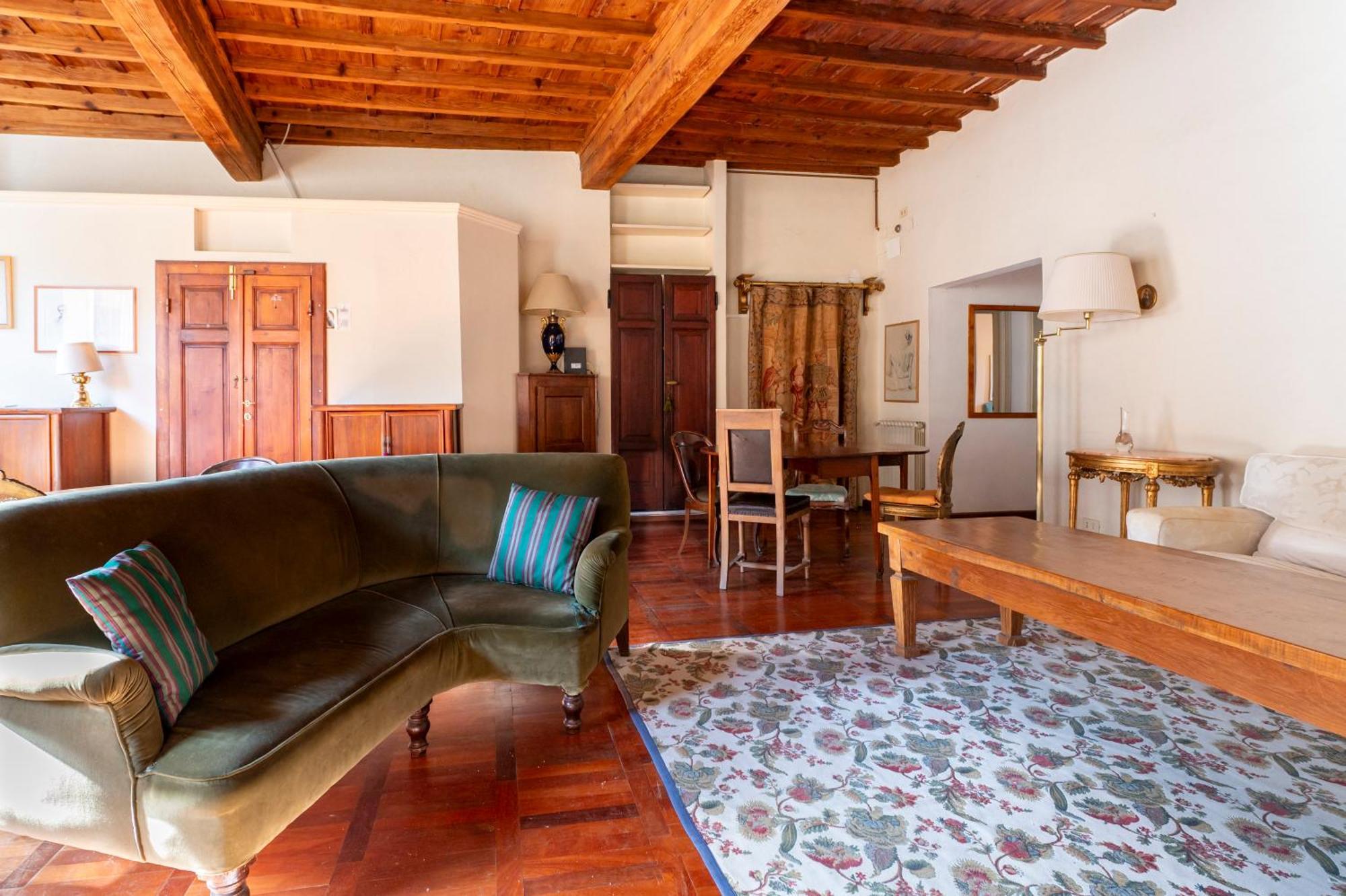 Caravaggio- Con Bagno Privato In Condiviso Oltrarno Maison d'hôtes