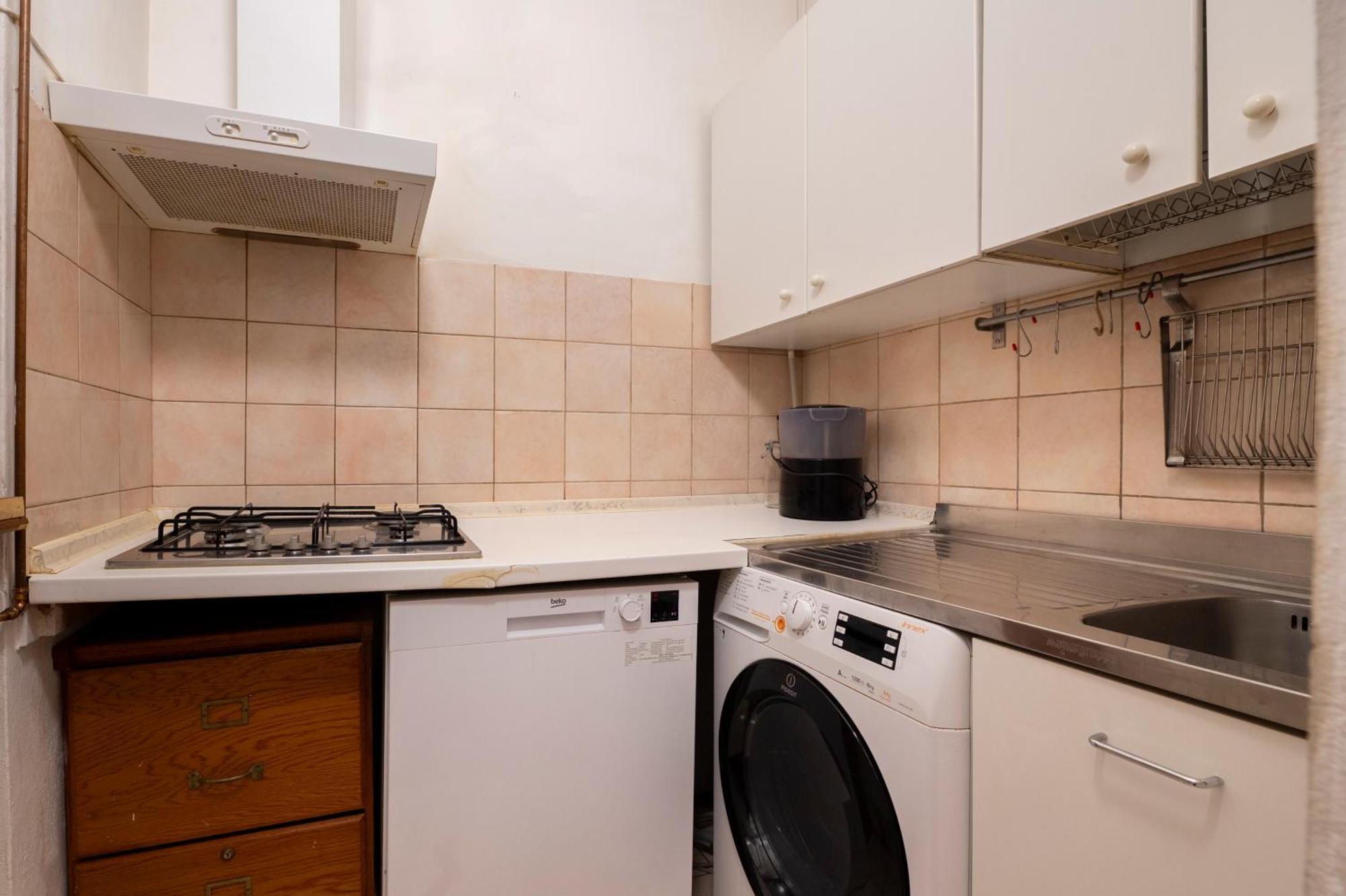Caravaggio- Con Bagno Privato In Condiviso Oltrarno Maison d'hôtes *
